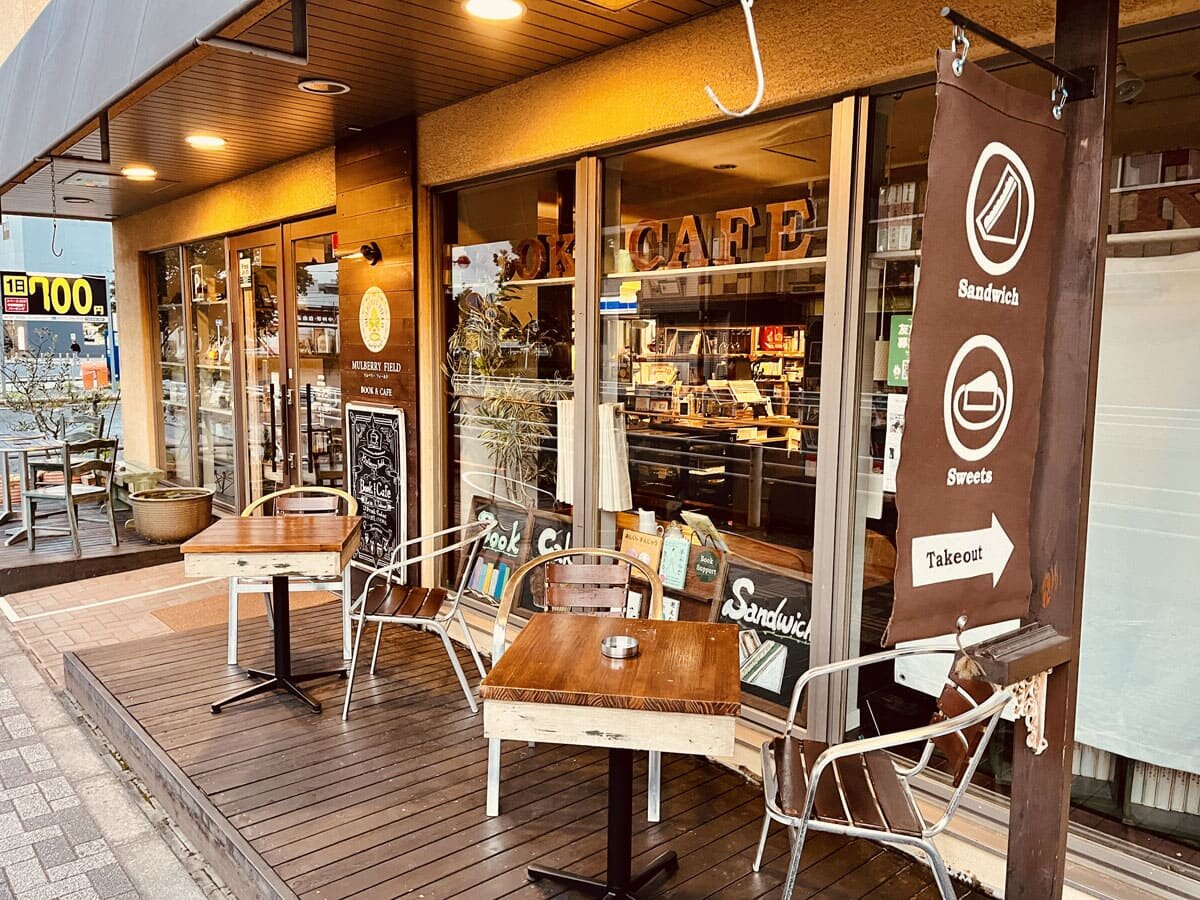 tama-bookcafe-3.jpg