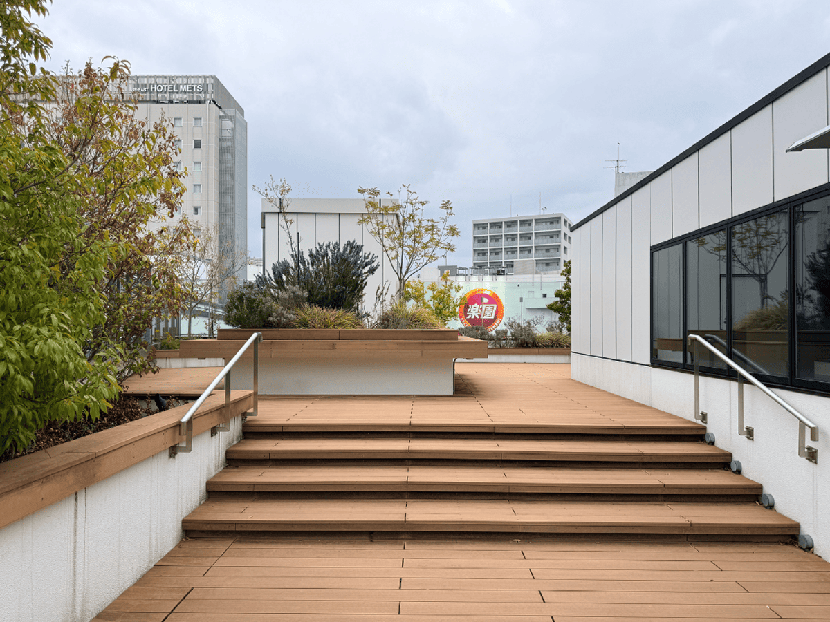 tama-rooftop-16.png